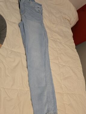 Old Navy Light Wash Women's Skinny Jeans